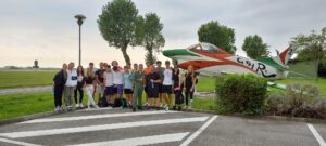 foto di gruppo per la Camminata del Centenario dell'Aeronautica Militare